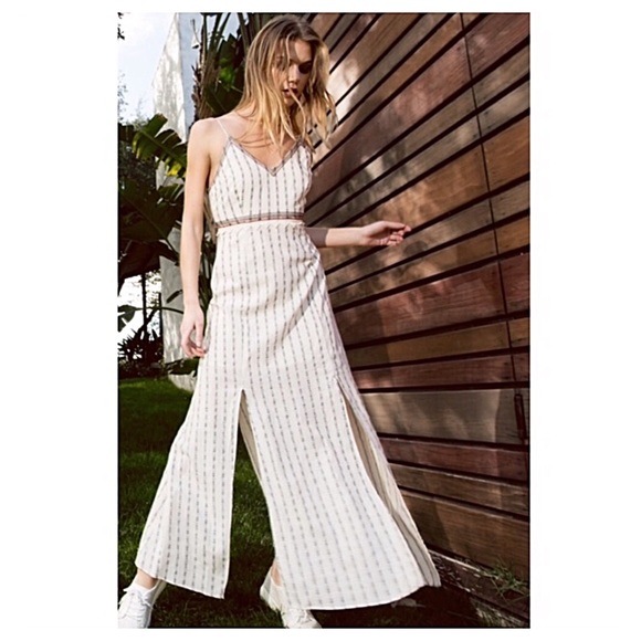 Cream Embroidery Detail Trendy Panel Maxi - Picture 6 of 7